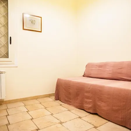 Apartment Dreams *