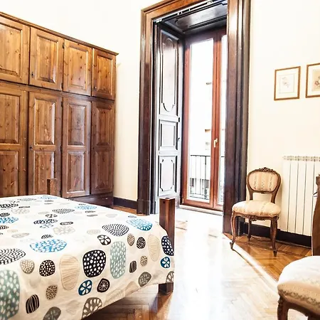 Apartment Dreams *