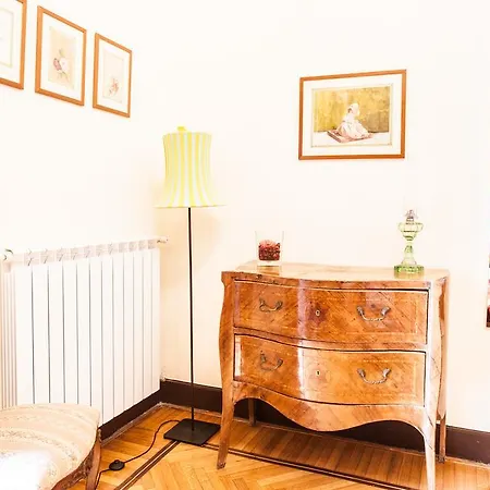 Apartment Dreams